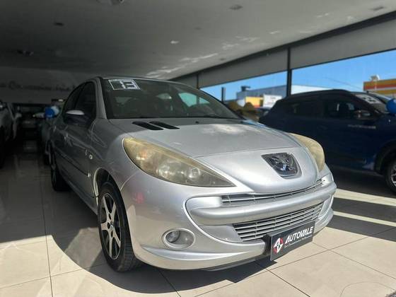 PEUGEOT 207 1.6 QUIKSILVER 16V FLEX 4P MANUAL PEUGEOT 207 1.6 QUIKSILVER 16V FLEX 4P MANUAL